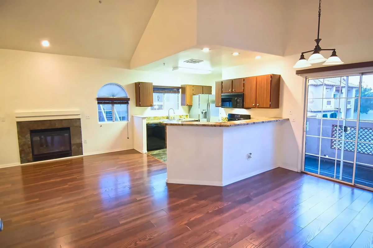 2925 Wigwam Pkwy #523, photo 1 of 15